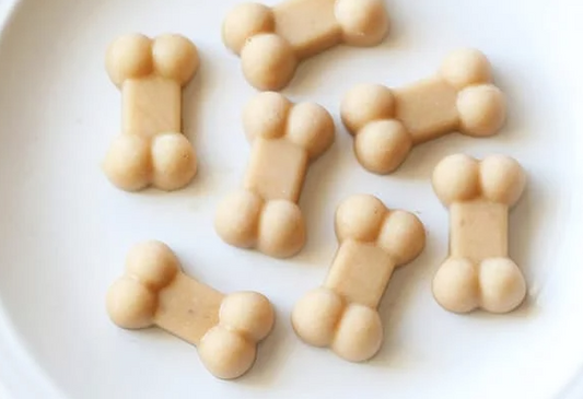 How to Make Yoghurt Banana Dog Treats With Just 3 Ingredients