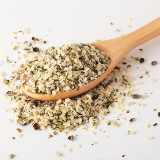 Hemp seeds for dog health - Naked Munch Pets 